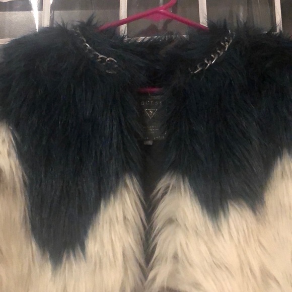 Guess Lena Fur Vest - Picture 3 of 7